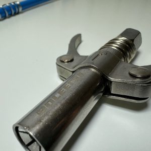 Tepimo preso antgalis su žarnele 6 segmentų su dvejomis rankenėlėmis