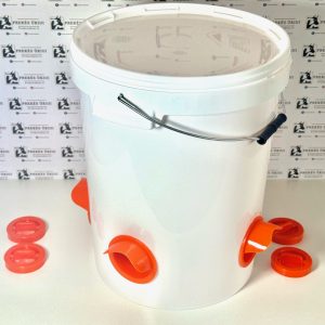 Automatinė šėrykla paukščiams,15 kg.